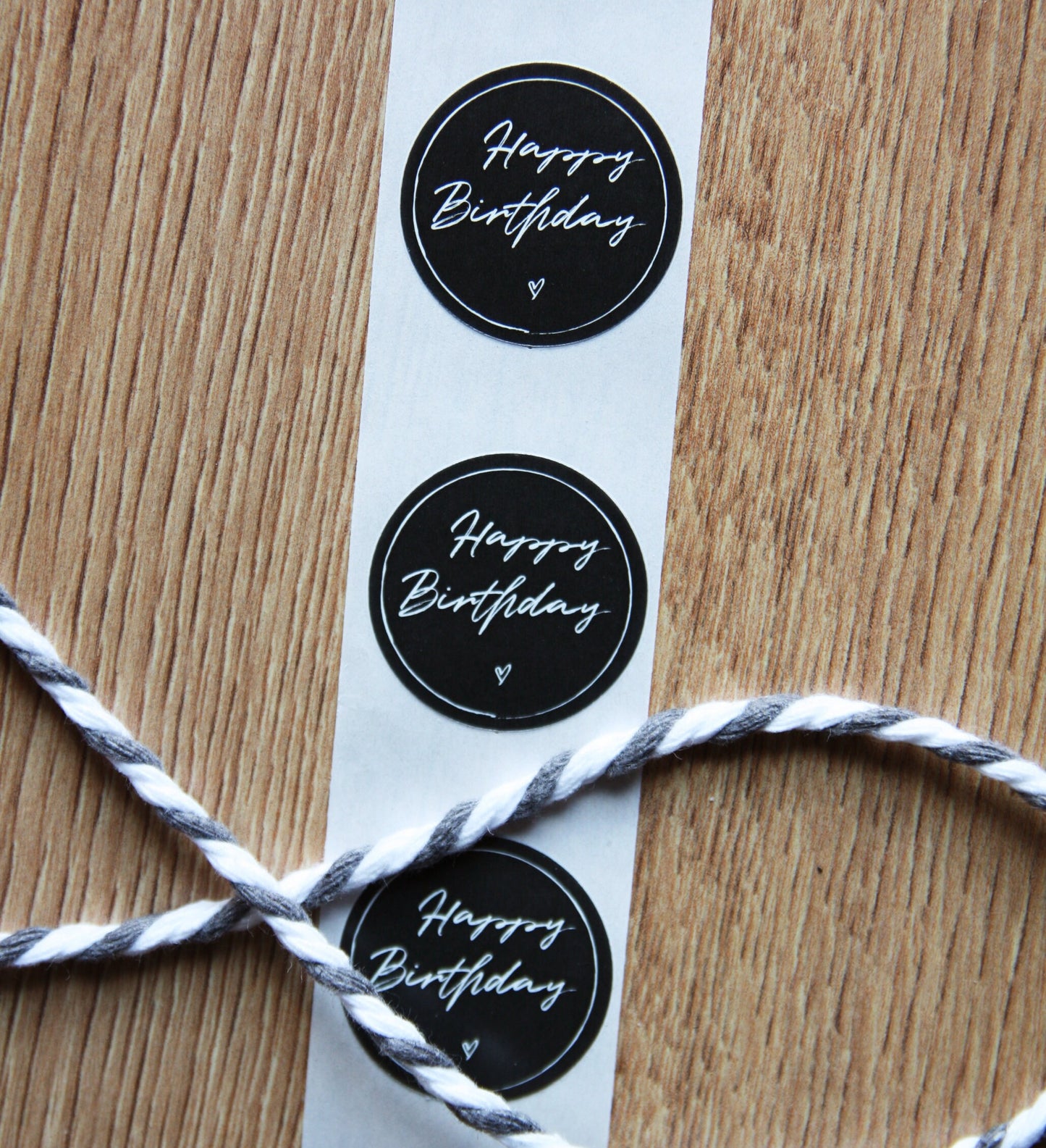 Aufkleber "Happy Birthday" - Black Heart - Ø3 cm