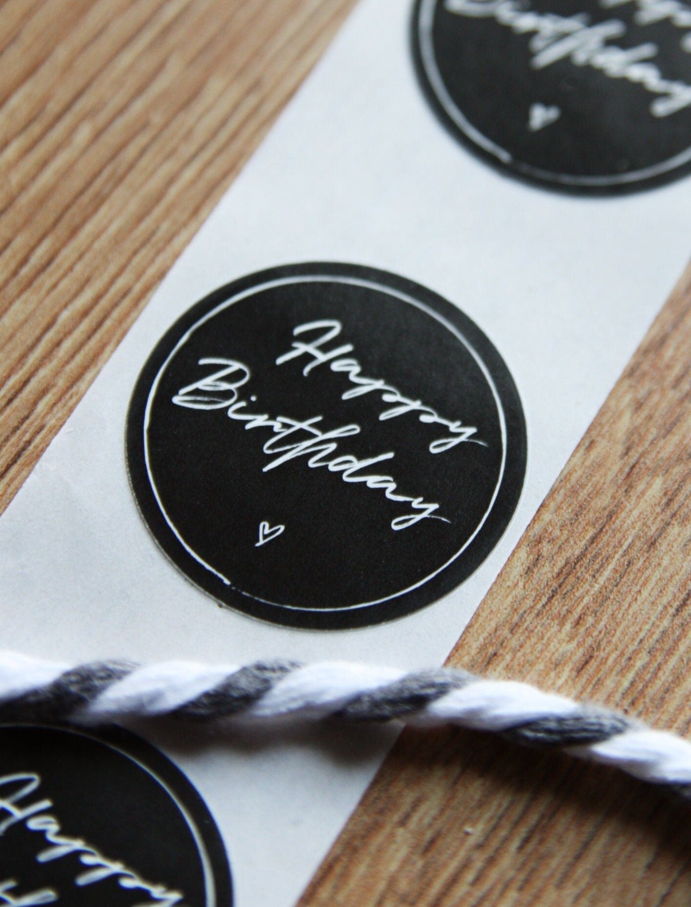 Aufkleber "Happy Birthday" - Black Heart - Ø3 cm