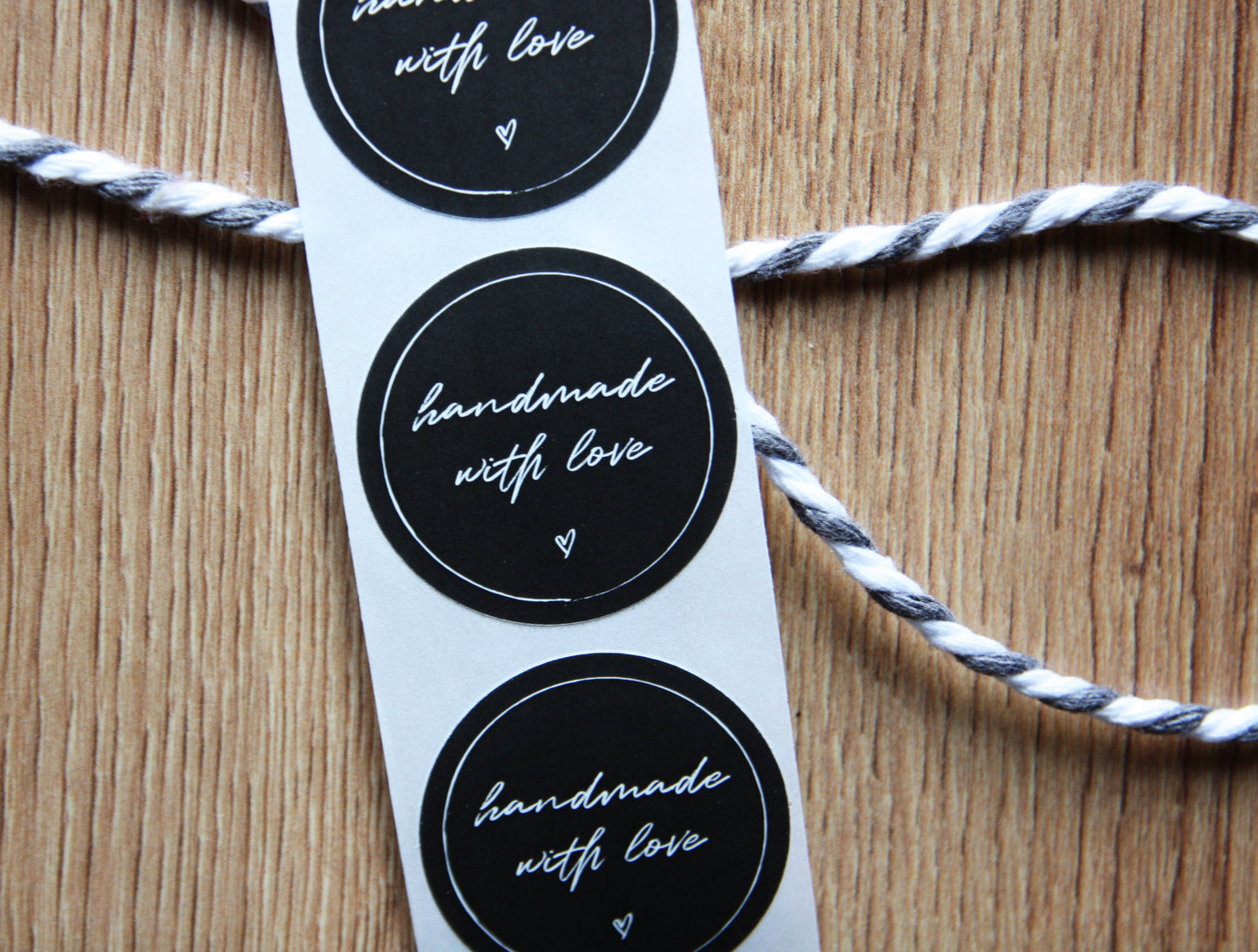 Aufkleber "handmade with love" - Black Heart - Ø4 cm