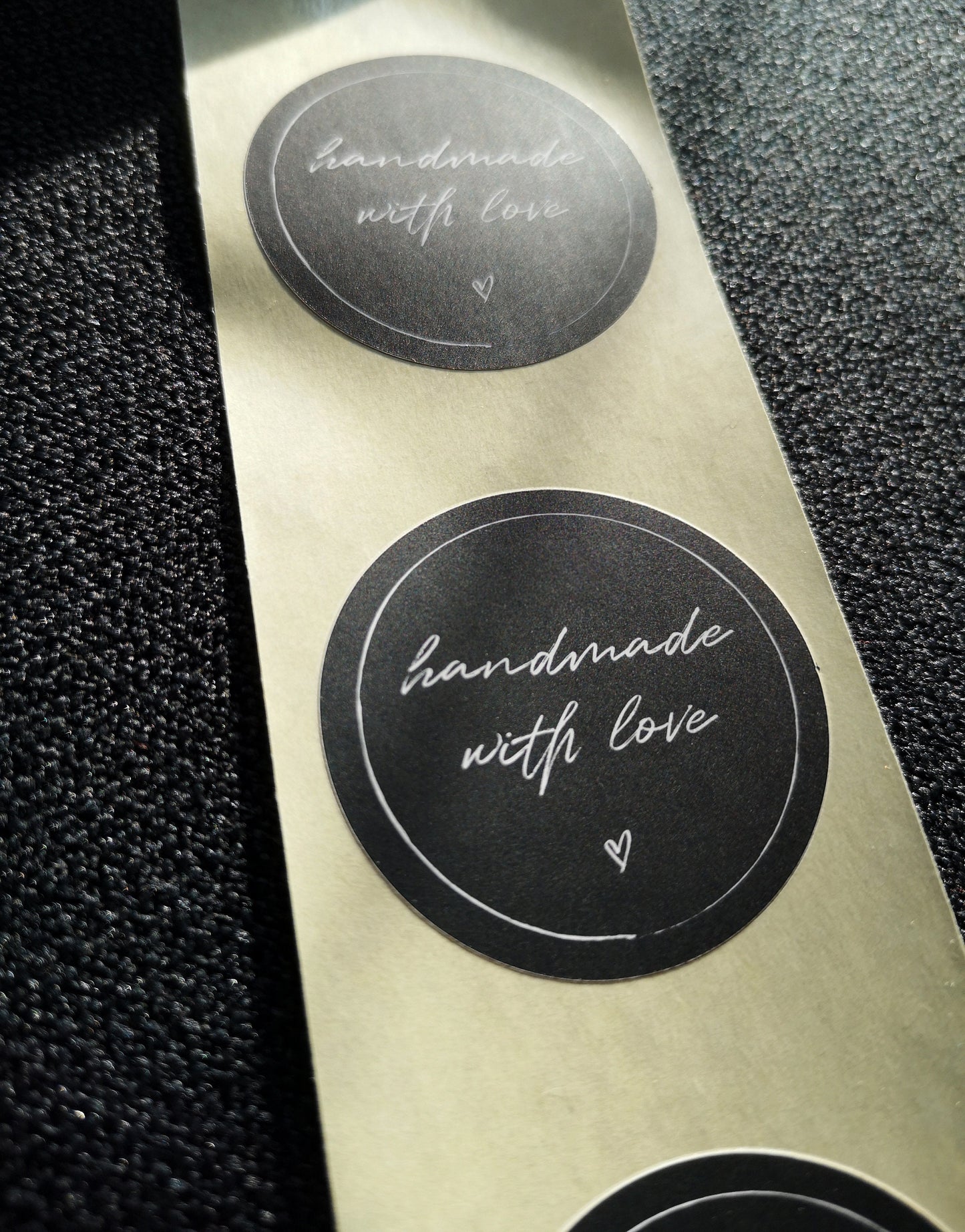 Aufkleber "handmade with love" - Black Heart - Ø4 cm